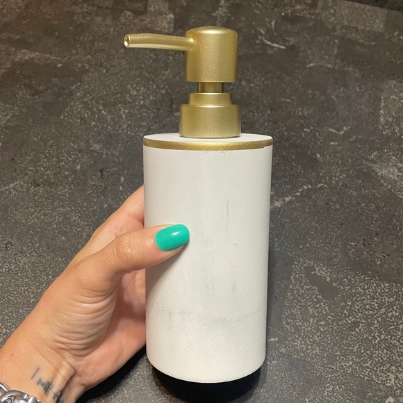 🫧 Sunday Citizen Resin Faux Marble Bath Set 🫧 - Picture 2 of 7